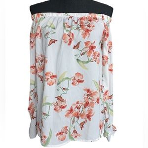 One clothing floral off the shoulder blouse size small